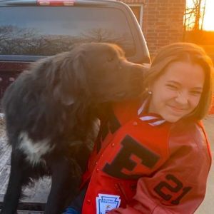 Meet your Posher, Riley